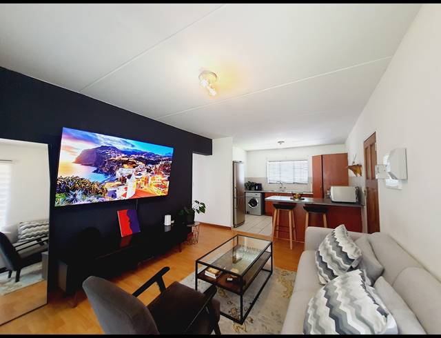 3 BEDROOM APARTMENT RENTED IN HALFWAY GARDENS